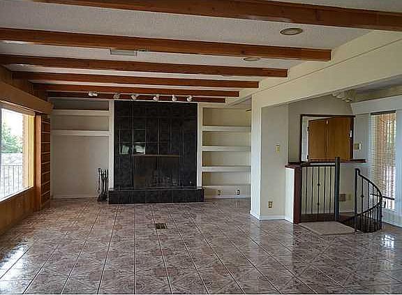 3rd image of 3204 Mesa Verde Ln