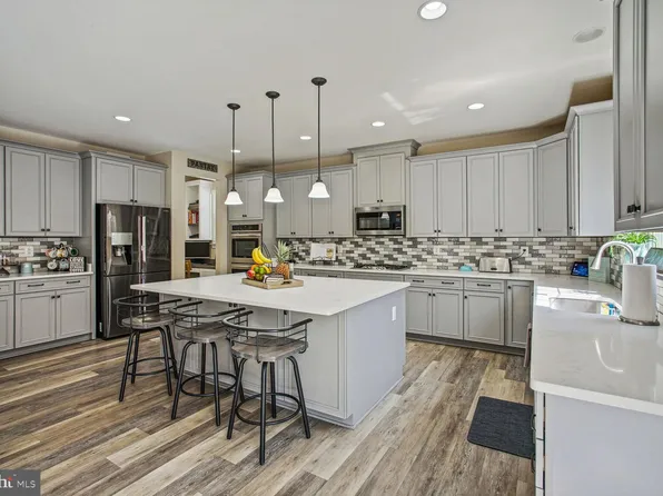 548 Gladiola Way, Stafford, VA 22554