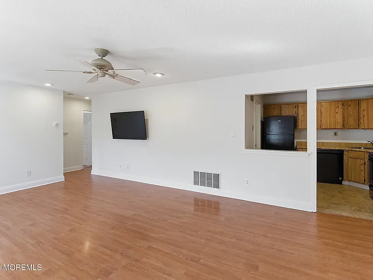 58 Frontier Way — Photo 8