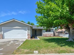 311 Dana Ct, Manteca, CA 95336