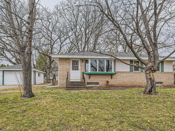 8704 Tyler St NE, Blaine, MN 55434