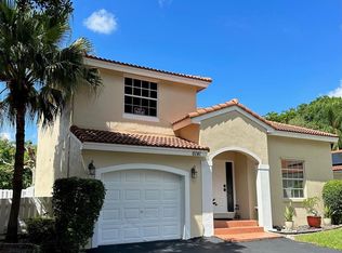 6141 NW 44th Ln, Pompano Beach, FL 33073