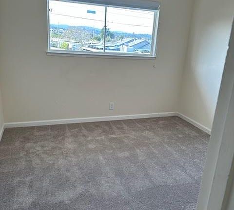 5th image of 1722 S Grant St #4