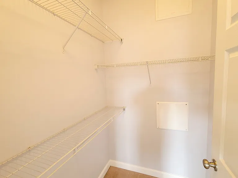 3640 Holborn Pl — Photo 17