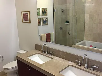 Rented by Space Marketing Shop