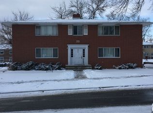 917 Magnolia Ln, Madison, WI 53713