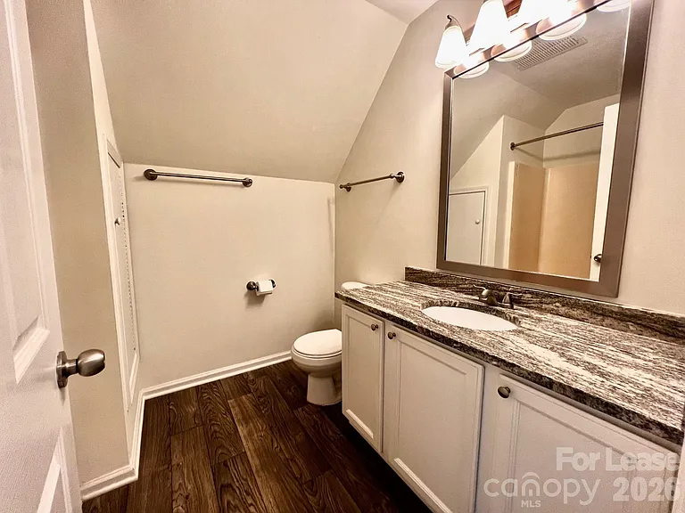 926 Polk St — Photo 25