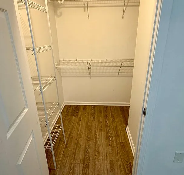 9127 Laird St — Photo 6