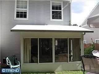 4th image of 136 Creekside Ct