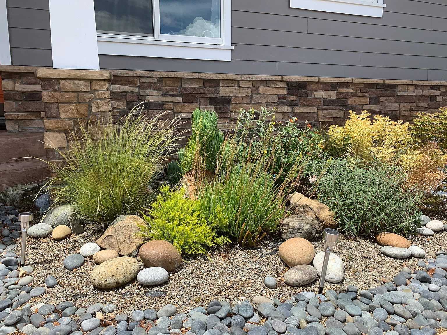 1575 Lower Trail Rd — Photo 3