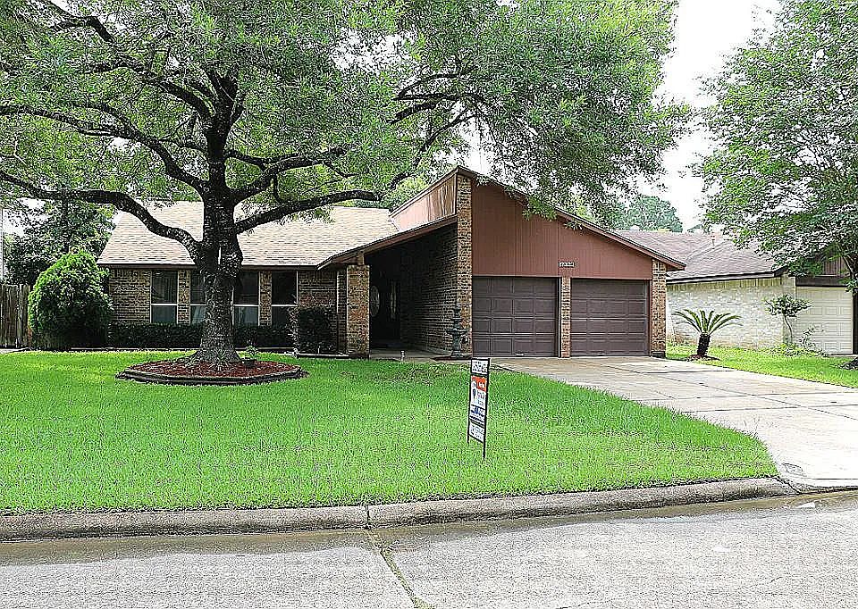 1st image of 17322 Shrub Oak Dr