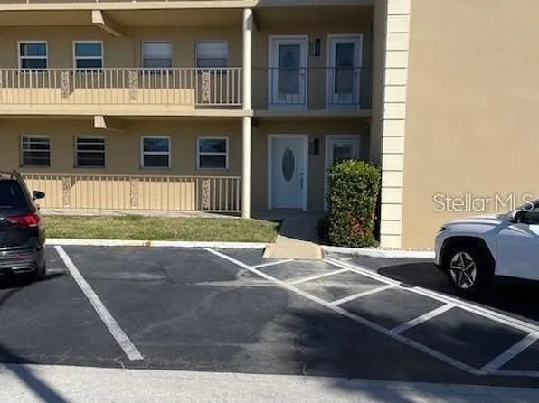 1 Boca Ciega Point Blvd APT 115, Saint Petersburg, FL 33708