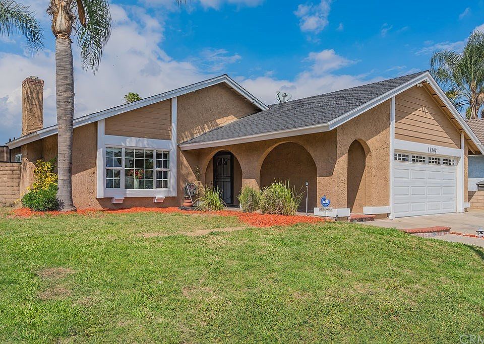 2nd image of 12242 Arlington Pl