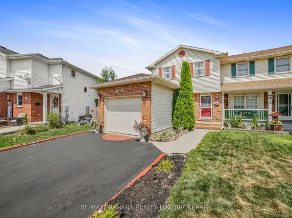 5735 Deerbrook St, Niagara Falls, ON L2G 7V7