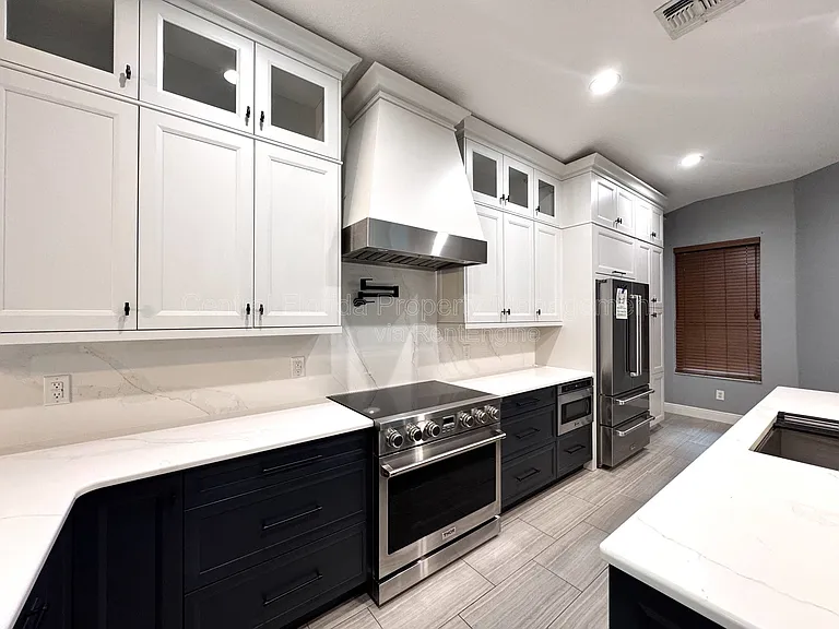5004 Marbella Isle Dr — Photo 9