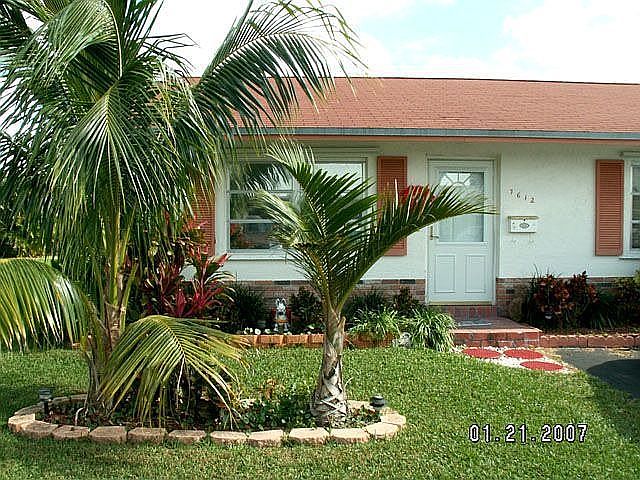 1st image of 7612 NW 72nd Way