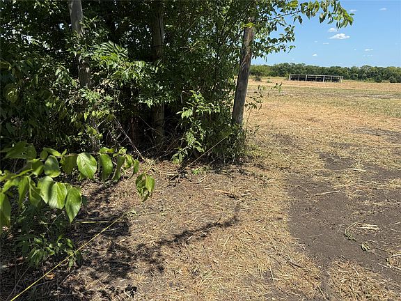 3rd image of 101 County Road 4709