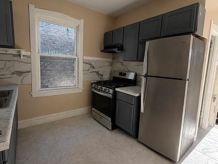1632 N Linder Ave #2 — Photo 5