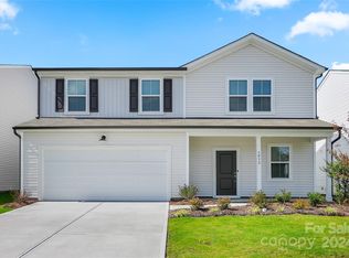 5032 Sunbriar Dr #7, Charlotte, NC 28216