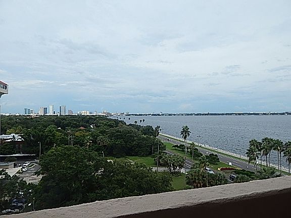 3rd image of 2401 Bayshore Blvd Unit 708