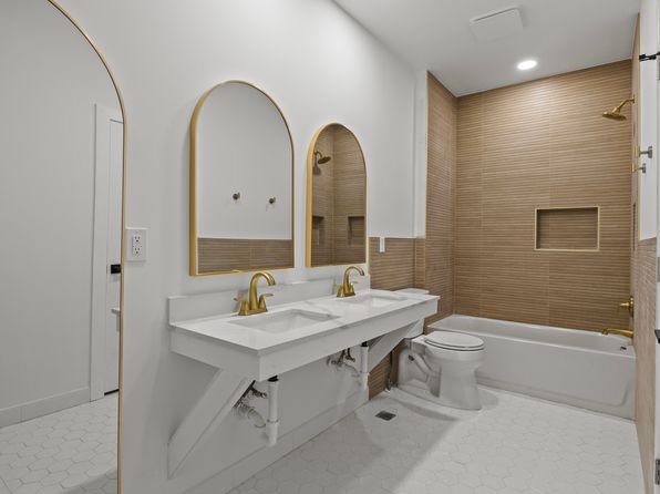 698 Prospect Ave #3
