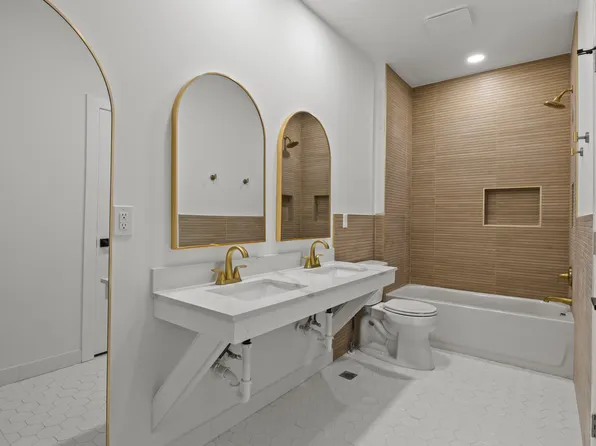 698 Prospect Ave, Buffalo, NY