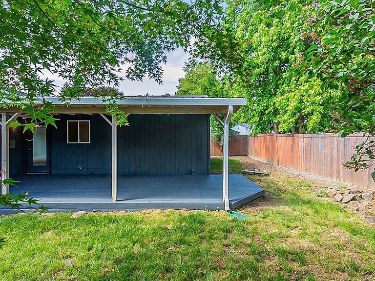 11740 SW 92nd Ave — Photo 12
