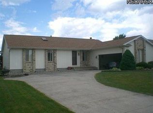 3545 Meander Reserve Cir, Canfield, OH