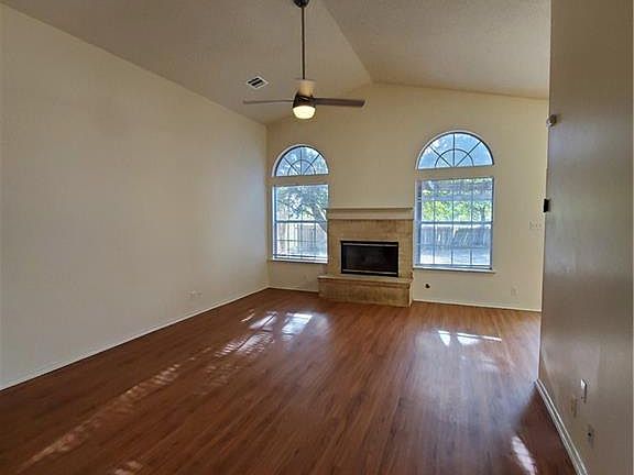 4th image of 17114 Copperhead Dr