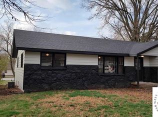 414 E Flora Ave, Clinton, MO 64735
