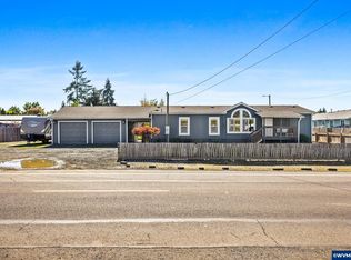 4676 Auburn Rd NE, Salem, OR 97301