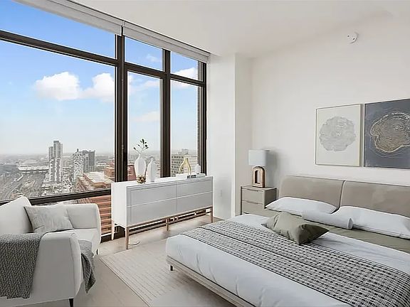 4th image of 92-27 160th St #1906