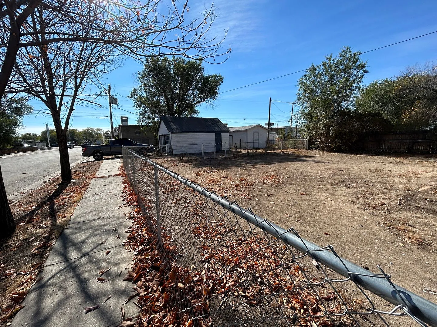 4 Bedroom 1 Bath House with Detached Garage & Large Fenced Yard — Photo 3