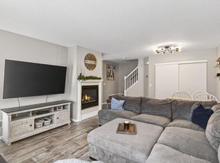1724 Weston Ln, Shakopee, MN 55379