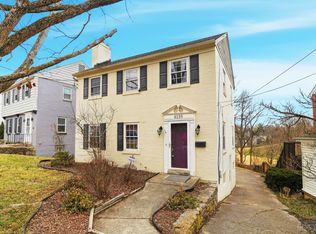 4136 Paxton Woods Dr, Cincinnati, OH