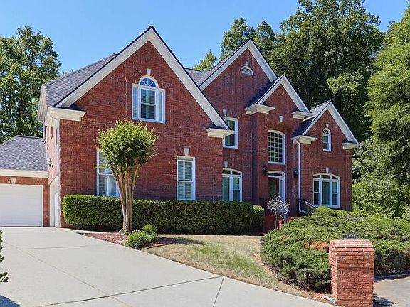 2nd image of 2381 Oak Grove Mdws