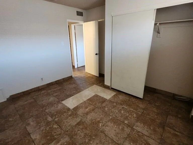 2321 Ellis St #3 — Photo 1