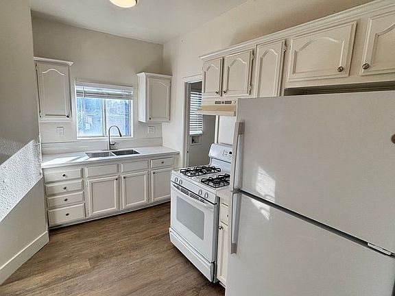 2nd image of 7823-7829 McKinley Ave #7827