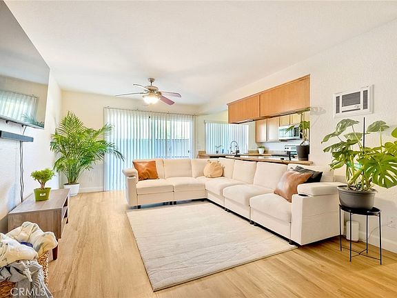 4th image of 615 Fredricks Ave Unit 175