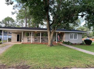 701 W 1st St, Ocilla, GA 31774