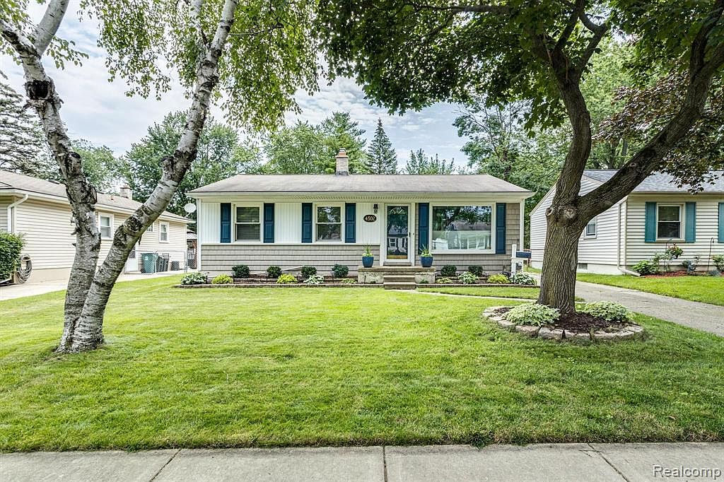 4502 Thorncroft Ave, Royal Oak, MI 48073 | Zillow