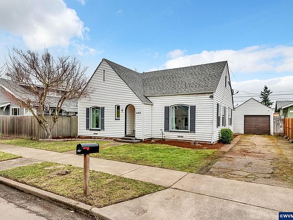 2nd image of 648 Juniper St