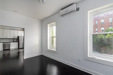 Rented by Imperial Property Advisers