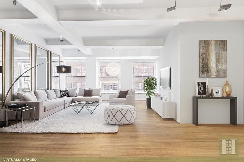 1st image of 425 Park Ave S