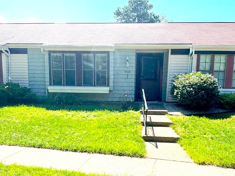 456B Chesterfield Ct — Photo 6