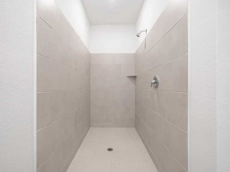 1209 Misty Brook Dr — Photo 23