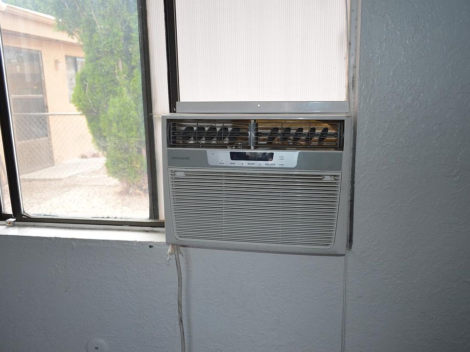 AC Window Unit