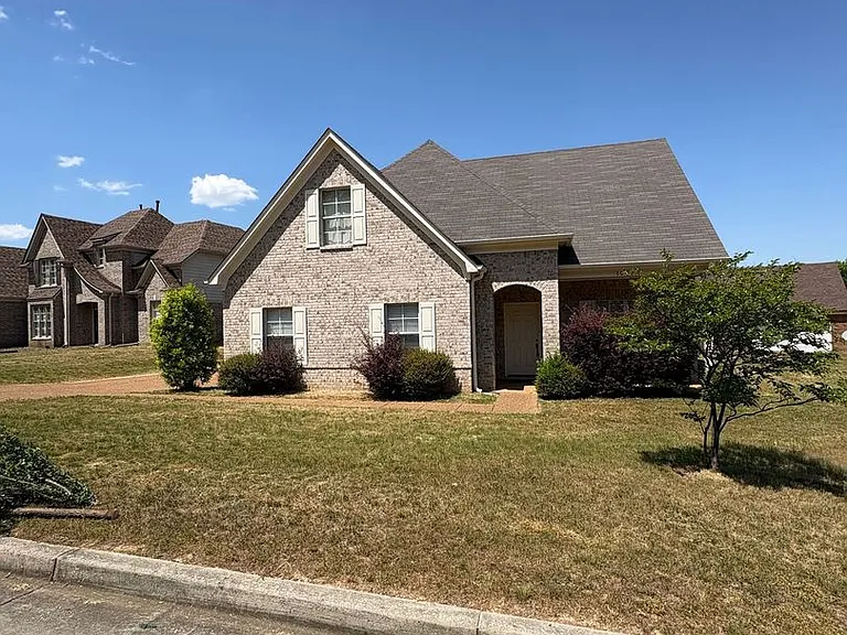 1057 Kentshire Cv — Photo 1