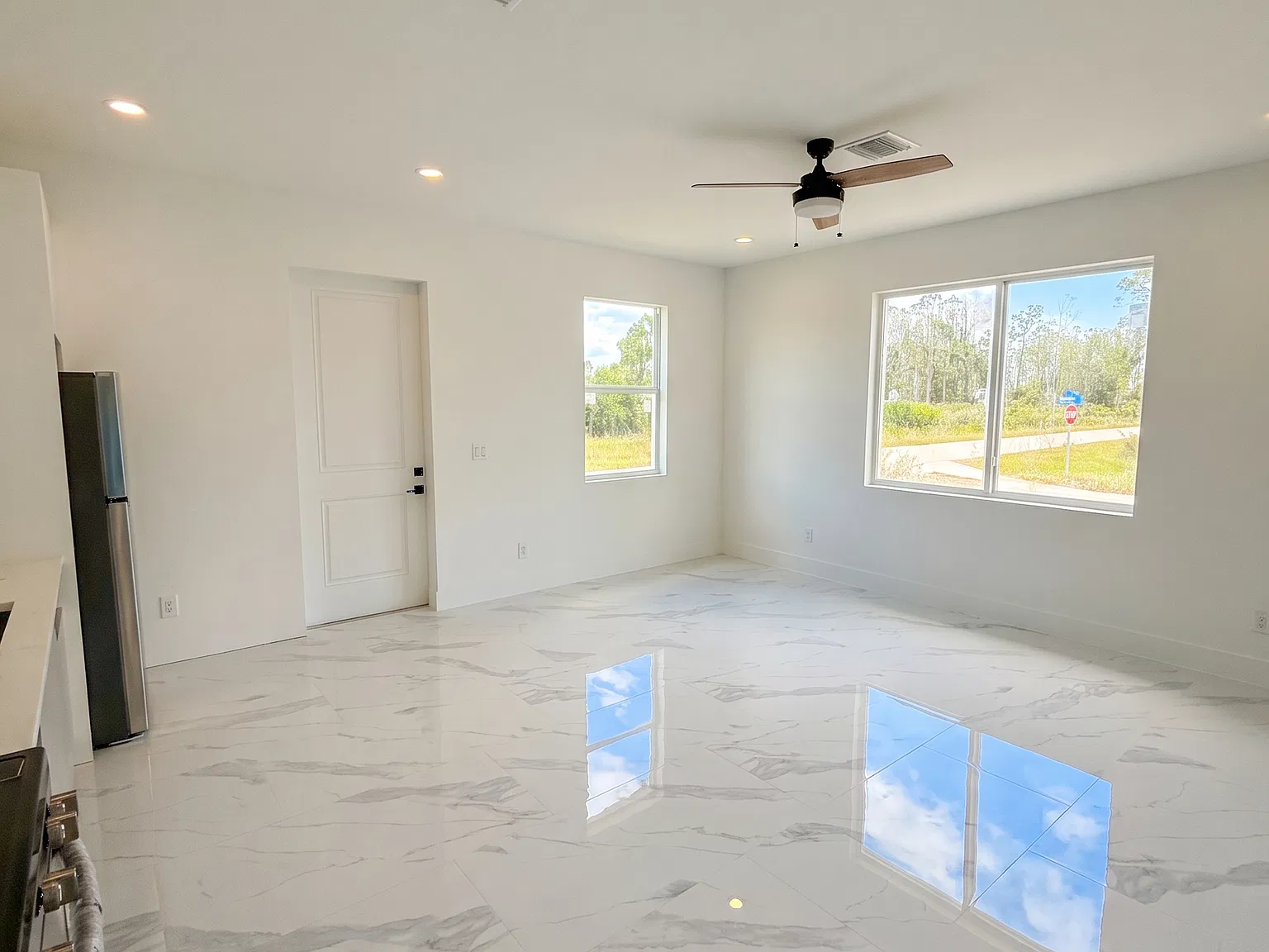 1 bed, 608 sqft, $1,500 — Photo 3