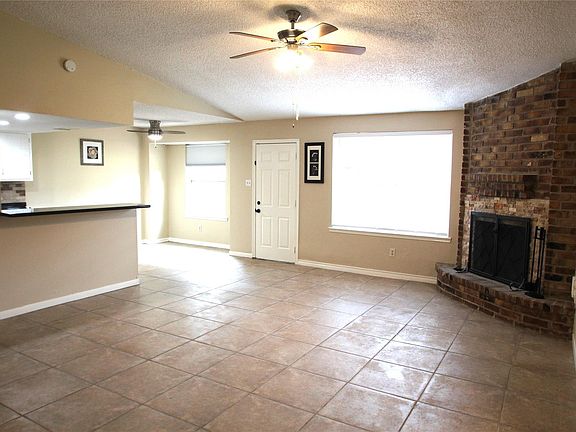 3rd image of 21634 Park Villa Dr